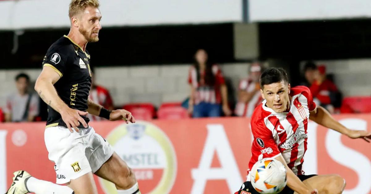 Estudiantes de La Plata derrotó por 2-1 a The Strongest por la Libertadores