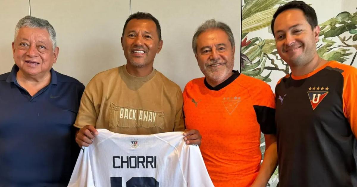 Roberto Palacios visitó concentración de LDU de Quito