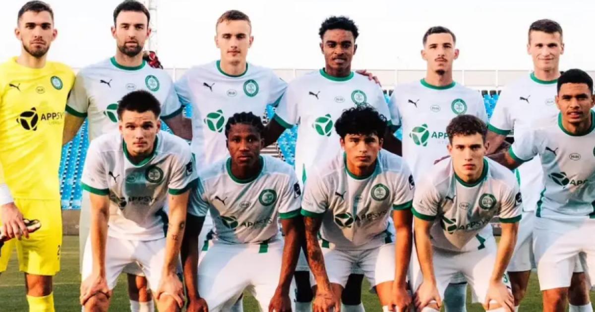 Con Aguilar, Lommel SK cayó por 3-2 con Deinze por el ascenso belga