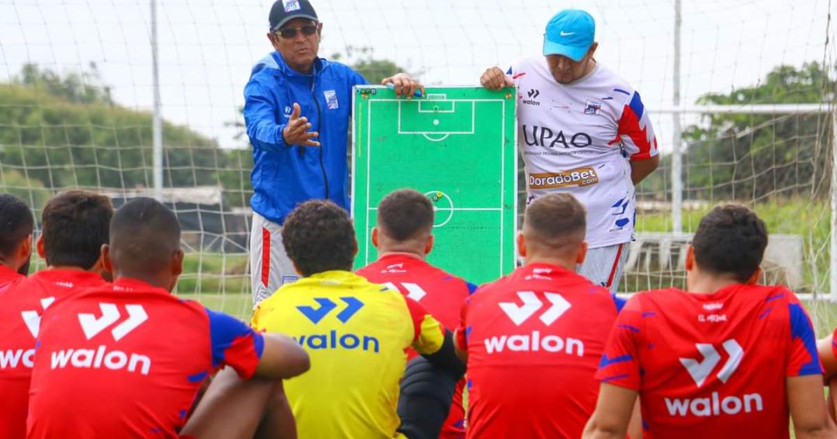 Paredes: "He encontrado muchísima predisposición del plantel para salir de esta situación incómoda"