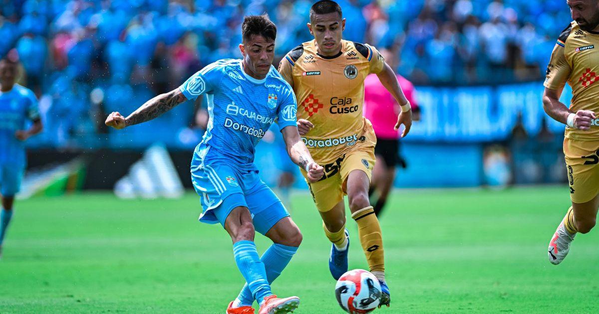 (FOTOS) Sporting Cristal venció por 2-0 a Cusco FC y sigue mandando en la tabla