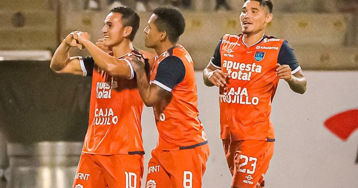 (VIDEO) Vélez anotó golazo para poner el 1-1 ante Cristal