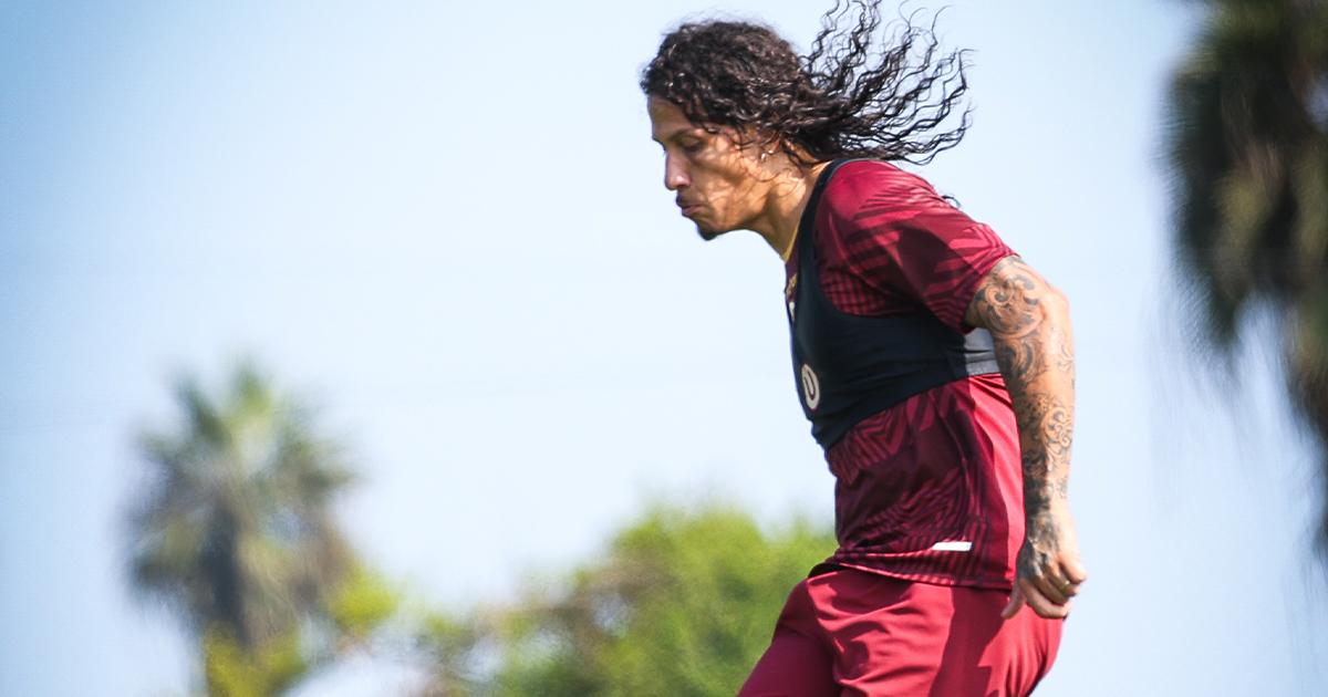Universitario entrenó en cancha sintética de Campo Mar pensando en Botafogo