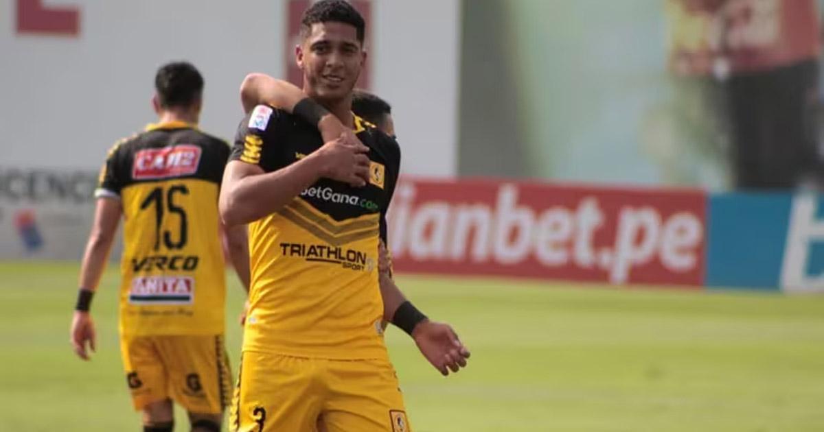 Arón Sánchez seguirá su carrera en fútbol colombiano