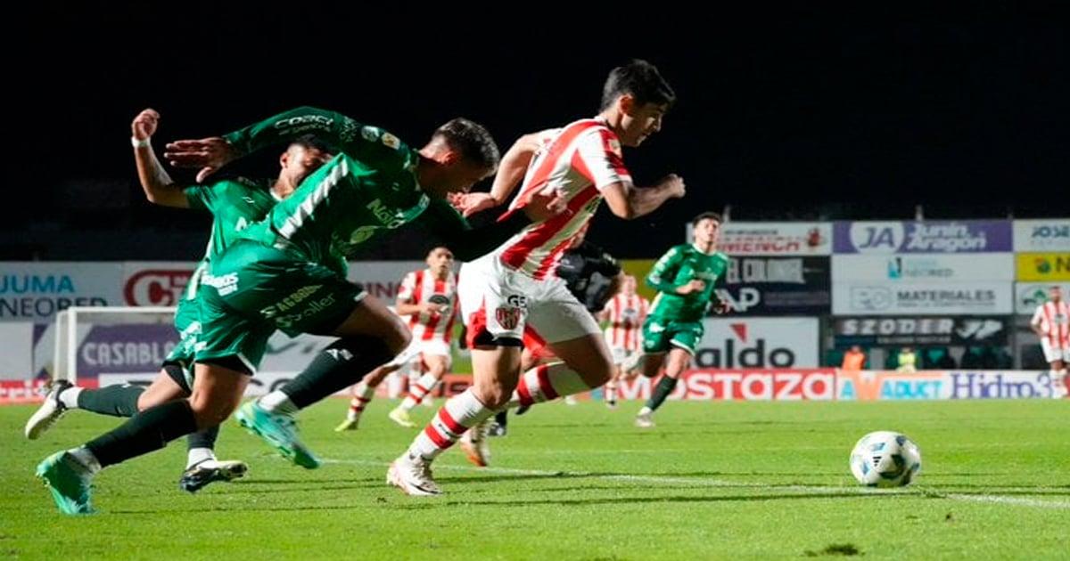 Instituto pegó ante Sarmiento en el arranque de la Liga Profesional Argentina