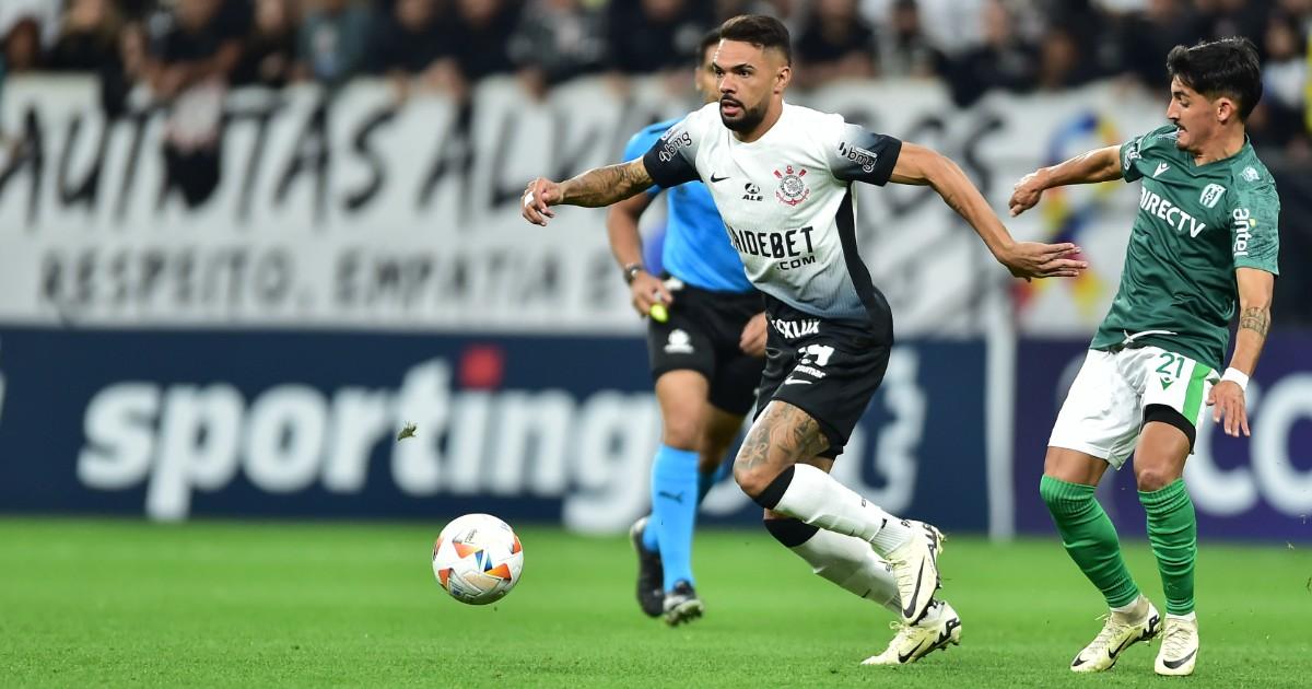 Corinthians goleó y avanzó a octavos en la Sudamericana