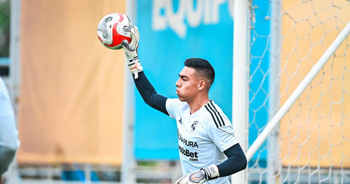 Cristal realizó última práctica en Lima antes de duelo con Comerciantes Unidos