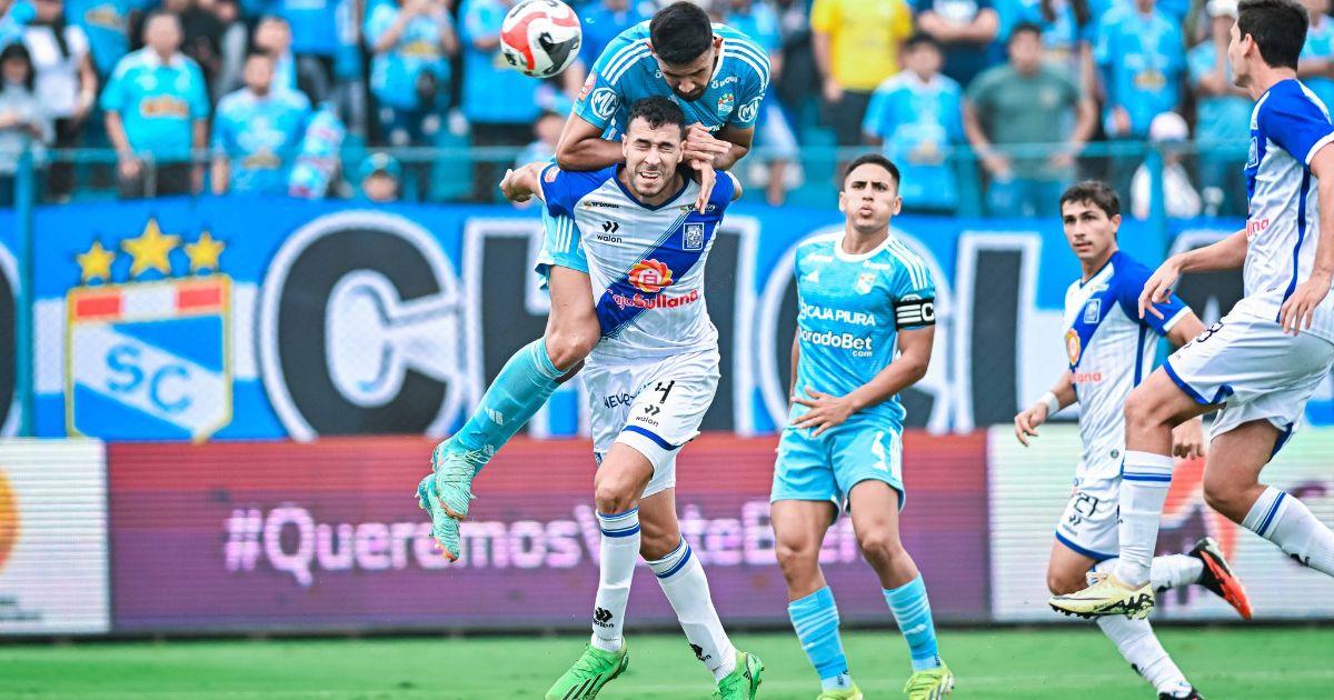 (VIDEO | FOTOS) Volvió a la cima: Cristal venció por 2-1 a Alianza Atlético y es nuevo líder