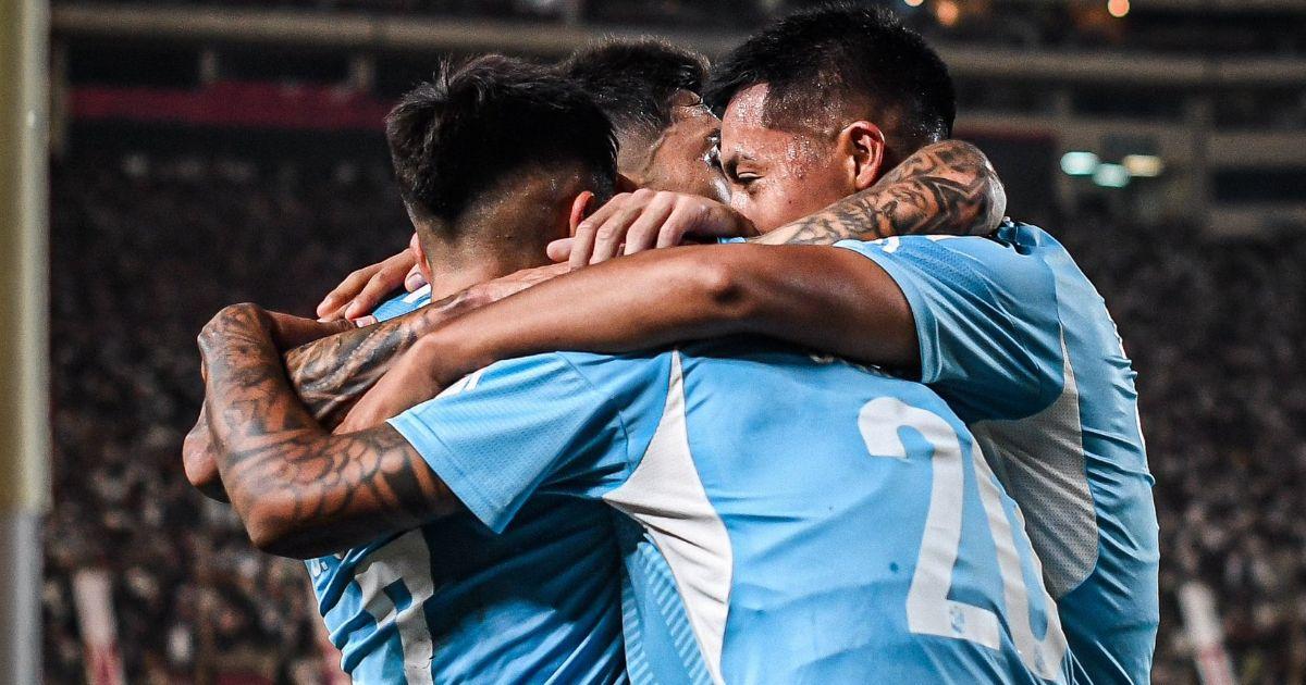 (VIDEO | FOTOS) Paso firme al título: Universitario goleó por 4-1 a Cristal en el Monumental