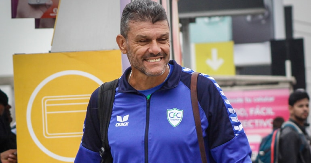 Roverano: "En Comerciantes FC todos corren, meten y estamos llevando el juego al resultado"