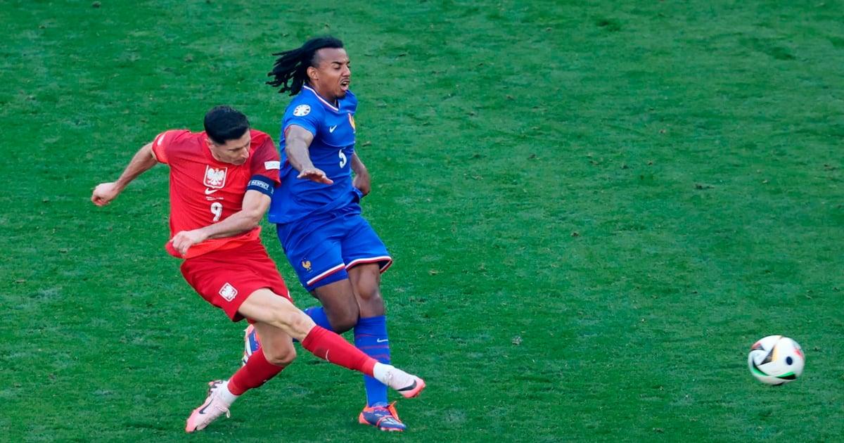 (FOTOS) Francia empató con Polonia y quedó segundo en el grupo D de la Euro