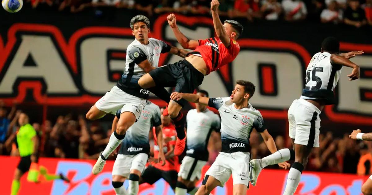 Corinthians igualó con Atlético Goianiense y sigue abajo en el Brasileirao