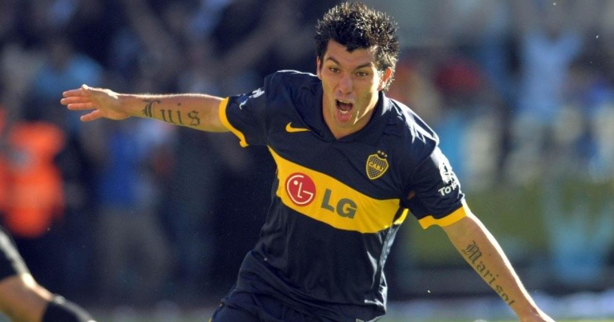 Gary Medel es opción para regresar a Boca Juniors