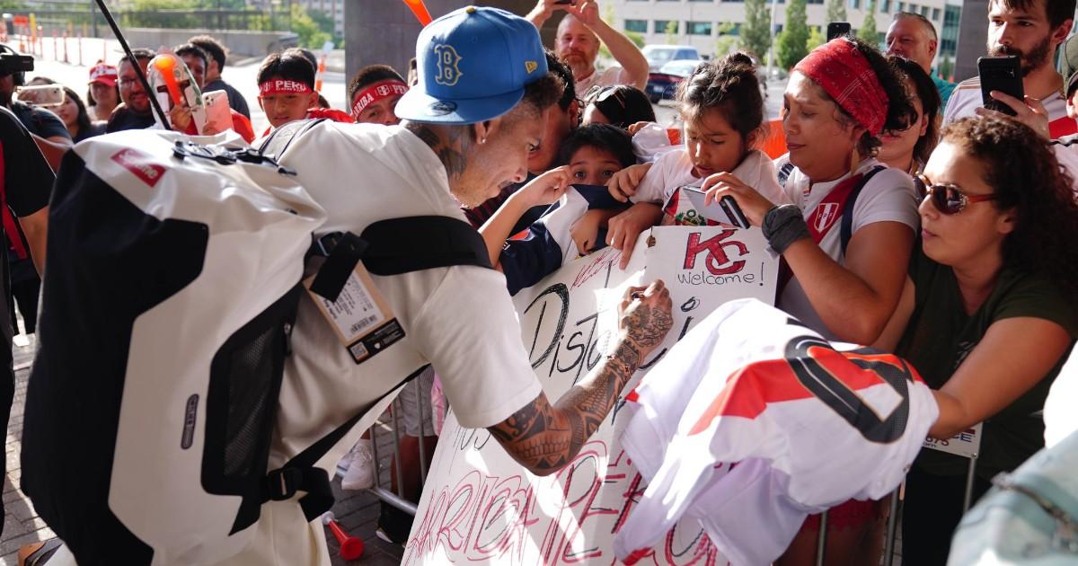 (VIDEO) Perú ya está en Kansas City para enfrentar a Canadá