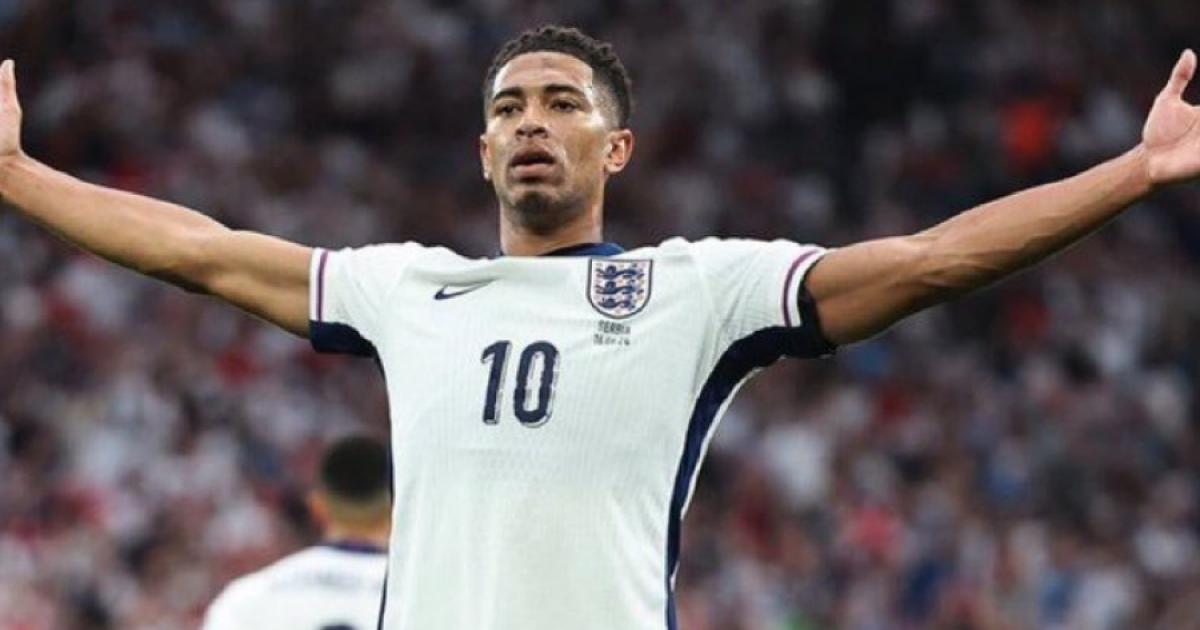 (FOTOS) ¡Con lo justo! Inglaterra derrotó por 1-0 a Serbia por la Eurocopa