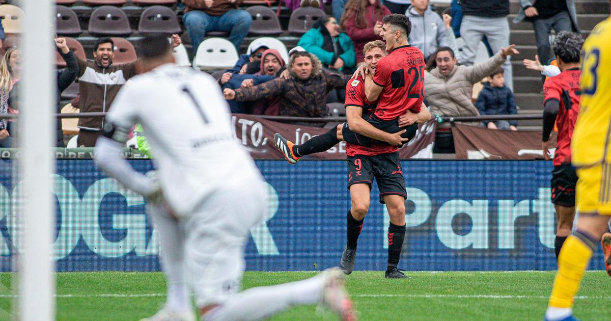 (VIDEO) Goicochea debutó en Platense en el triunfo ante Boca Juniors de Advíncula