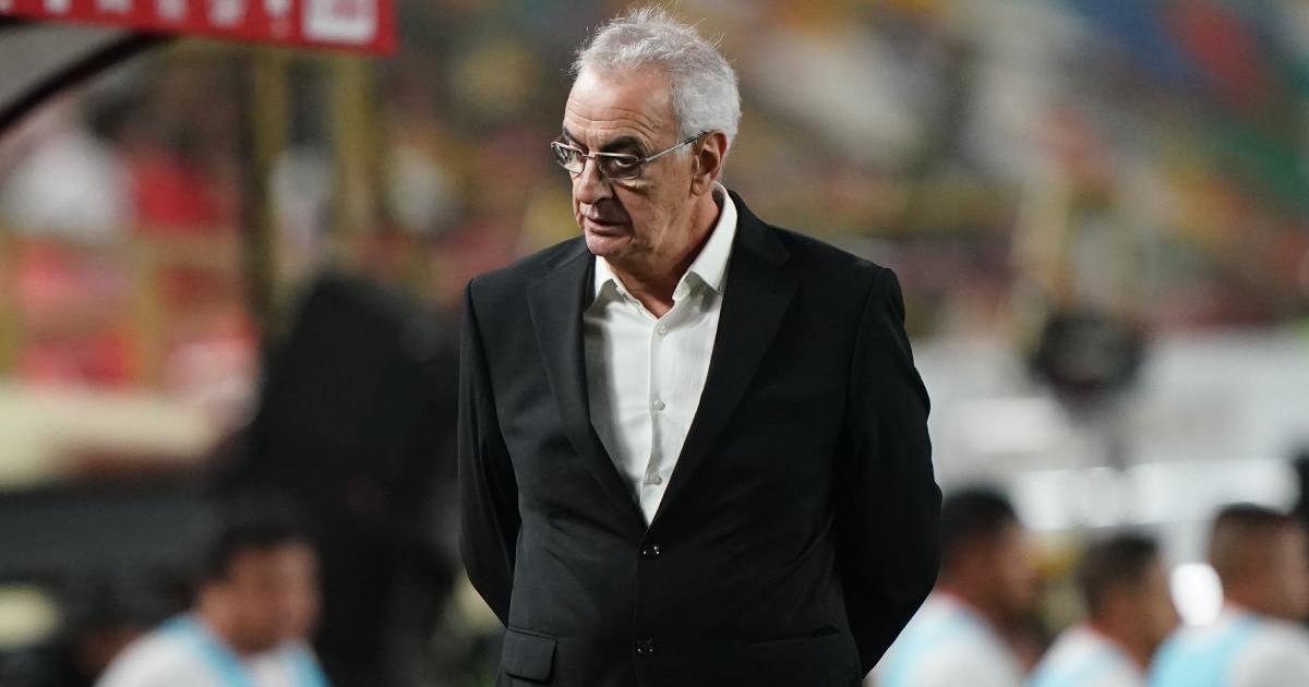Fossati: "Si están todos a la orden, no habrá mucha variante en el siguiente amistoso"