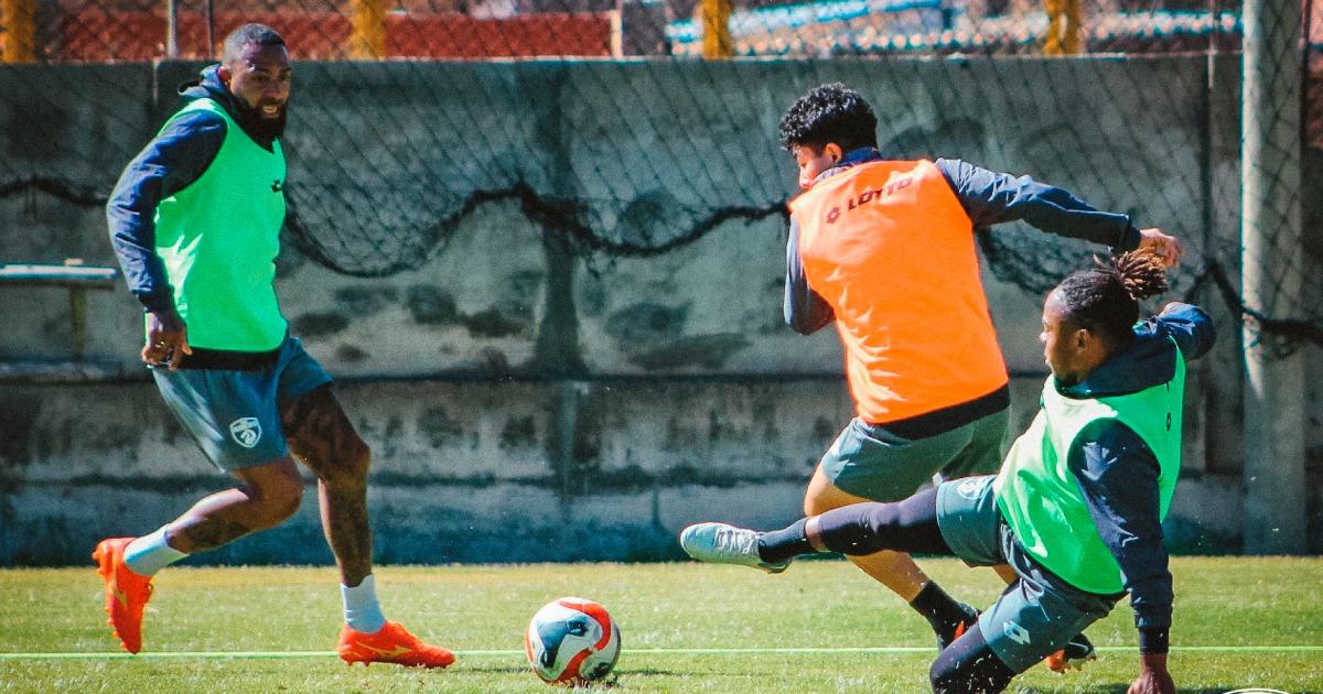 Alexi Gómez es la novedad en prácticas de Sport Huancayo