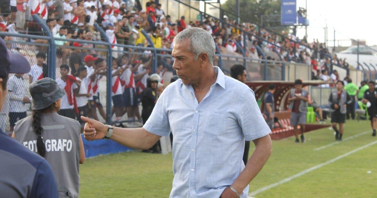 Valencia: "Estoy esperando a ver si se concreta alguna posibilidad"