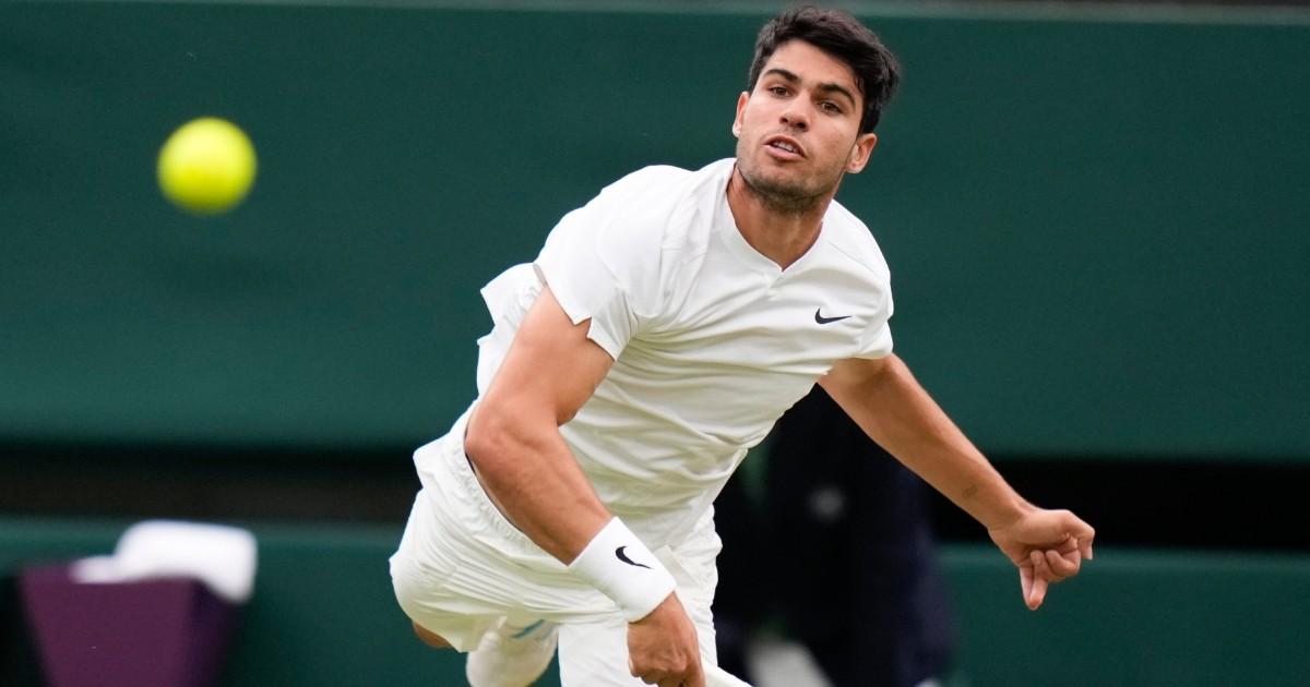 Alcaraz avanzó a cuartos de final en Wimbledon