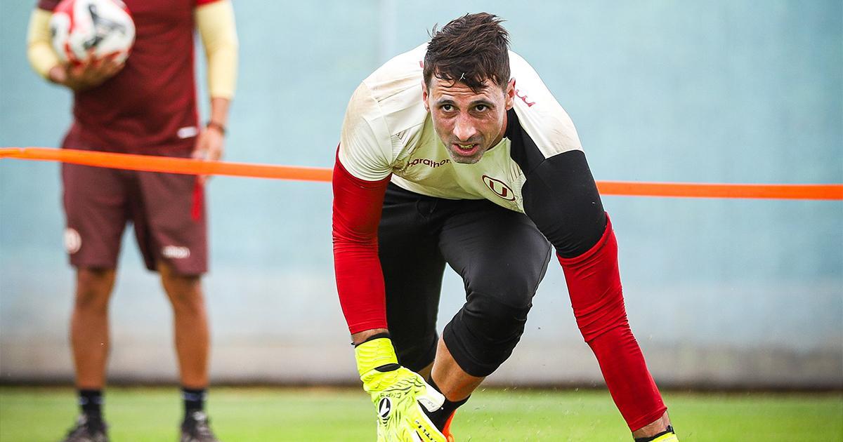 Britos terminó lesionado el Clásico y sería baja por casi un mes en la 'U'