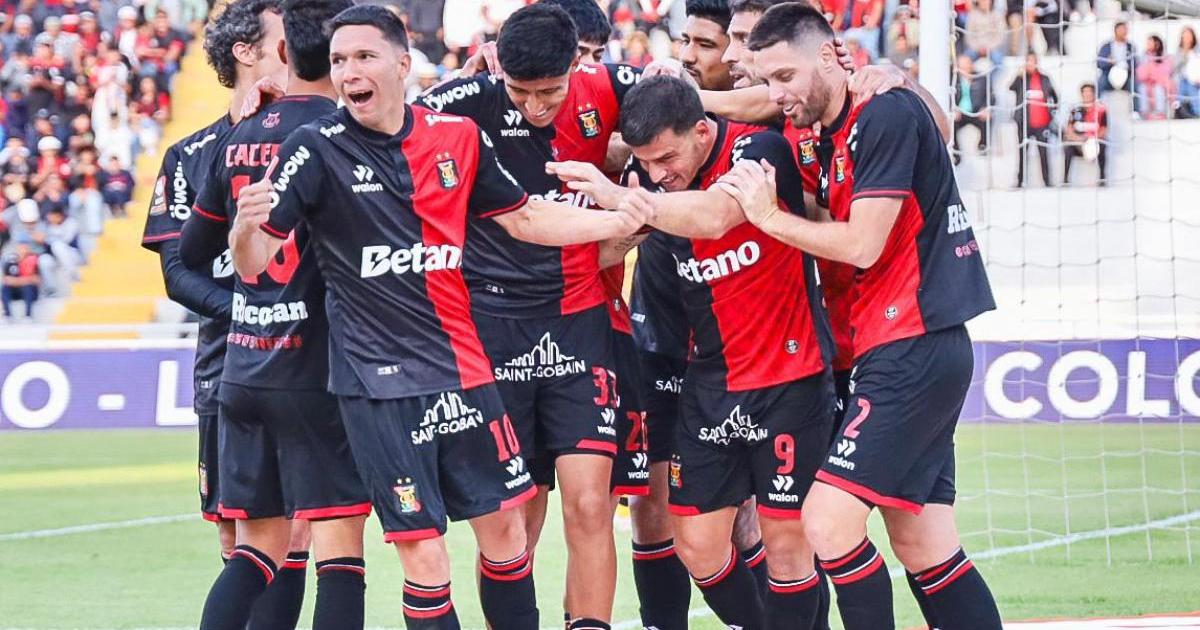 (FOTOS) FBC Melgar vapuleó 5-2 a César Vallejo en Arequipa