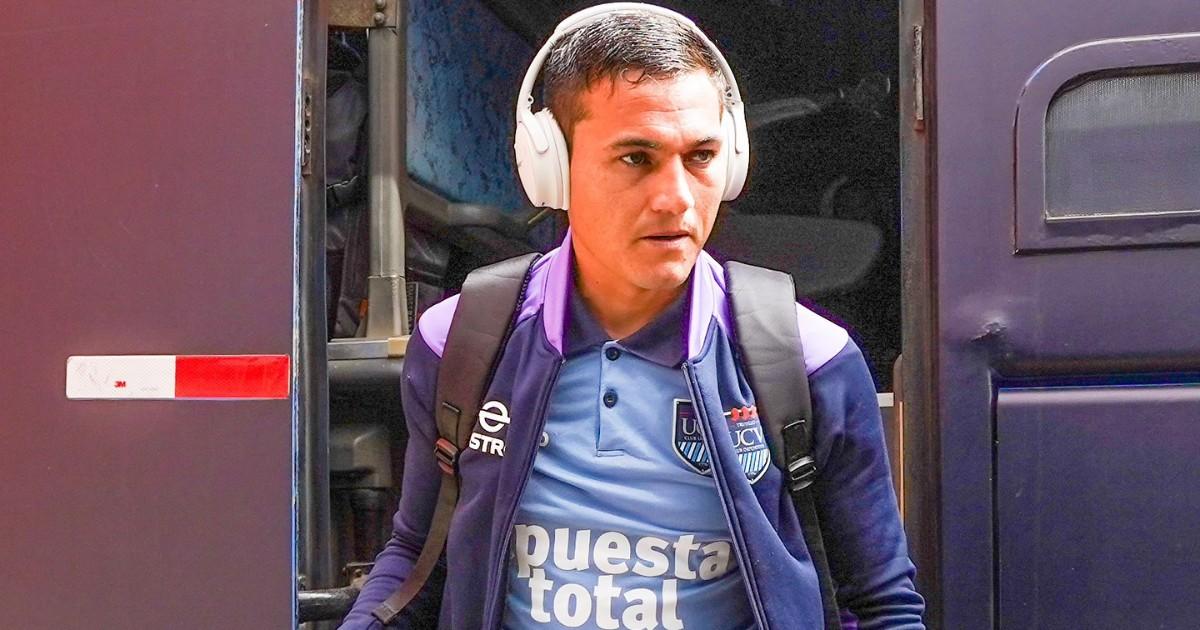 Vélez: "Los árbitros no miden por igual a los equipos"