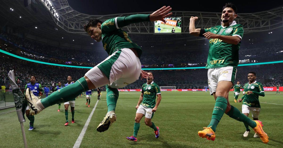(VIDEO) Palmeiras ganó y quedó a un punto de la cima del Brasileirao
