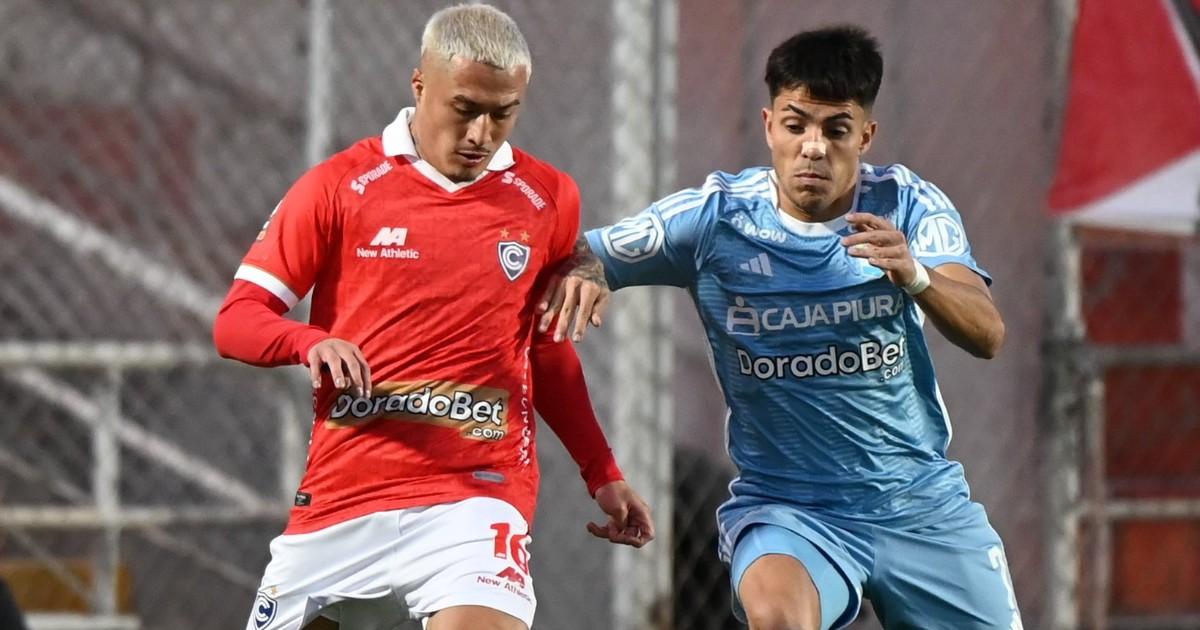 (FOTOS) Cienciano se impuso por 2-1 a Cristal en amistoso en Cusco