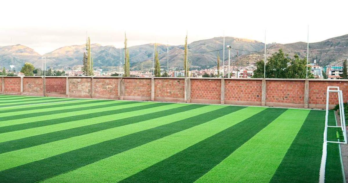 Cienciano presentó nueva cancha sintética en el 'Hotel del Papá'