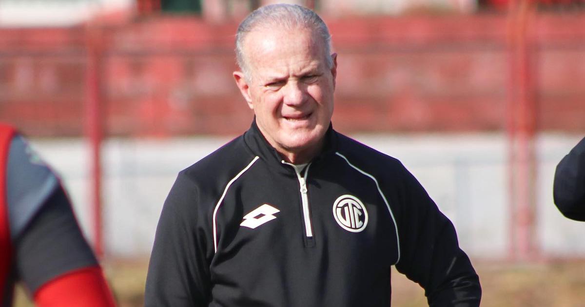 ¡No va más! Carlos Ramacciotti no seguirá como DT de UTC