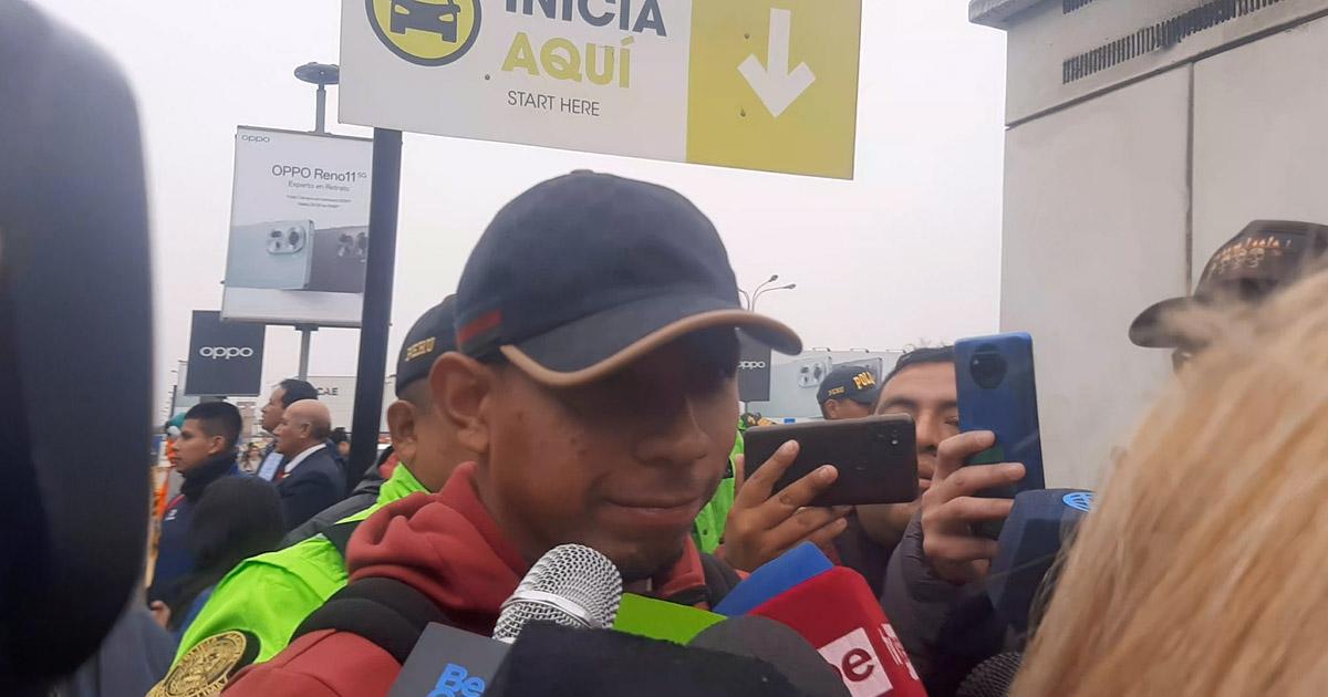 Flores: "Todos celebran la caída de la 'U'"
