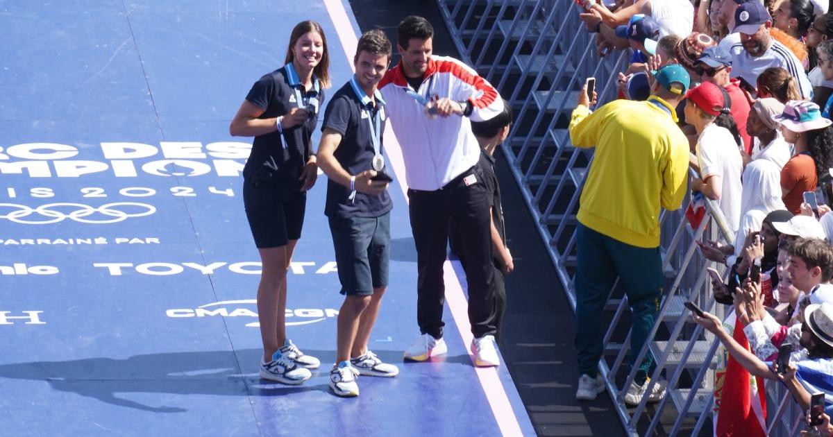 (FOTOS)  Peschiera: "Esta medalla se la dedico a los 34 millones de peruanos"