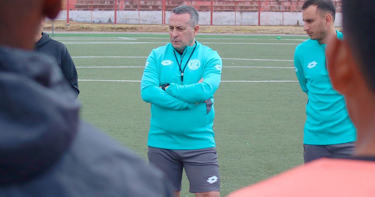 Sanguinetti dirigió su primer entrenamiento en UTC