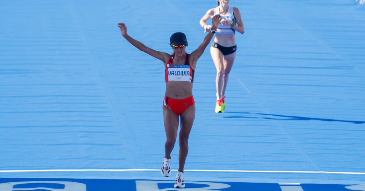 Peruanas completaron la maratón en París 2024, Thalía Valdivia fue la mejor latinoamericana