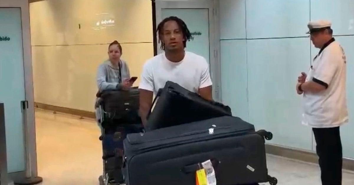 Carrillo: "Estoy contento de llegar a Corinthians con un técnico que me conoce muy bien"