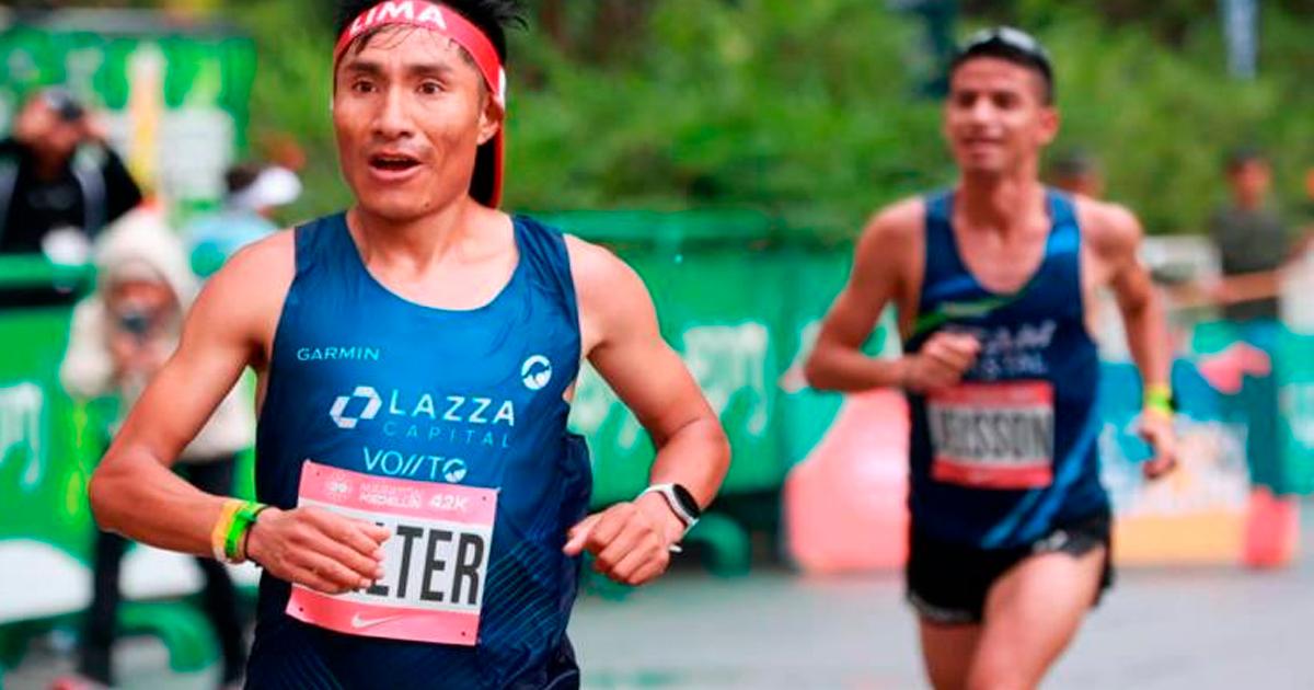 (VIDEO) ¡Arriba Perú! Walter Nina Ñaupa ganó la 'Maratón de Medellín' de manera espectacular