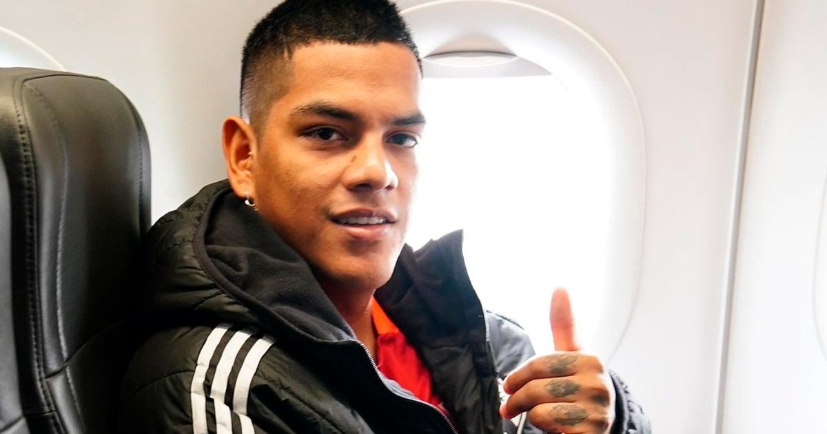 (VIDEO) ¡Que no se apague la ilusión! 'Bicolor' viajó a Quito para jugar mañana ante Ecuador