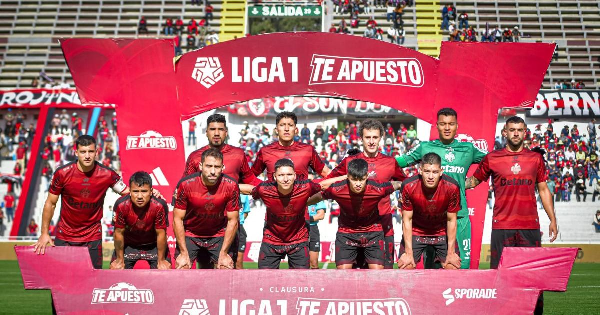 🔴#ENVIVO | FBC Melgar golea a Comerciantes Unidos en Arequipa
