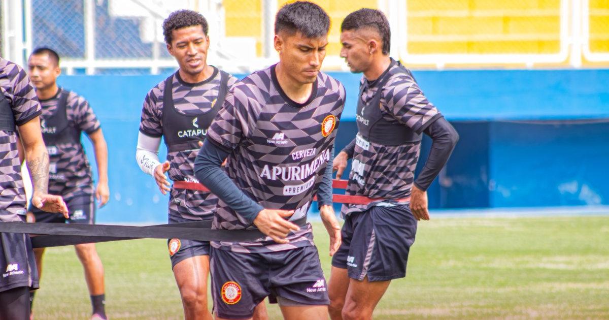 Manzaneda: "Voy a dar lo mejor de mí para ayudar al equipo a que permanezca en Primera División y tentar a la Sudamericana"