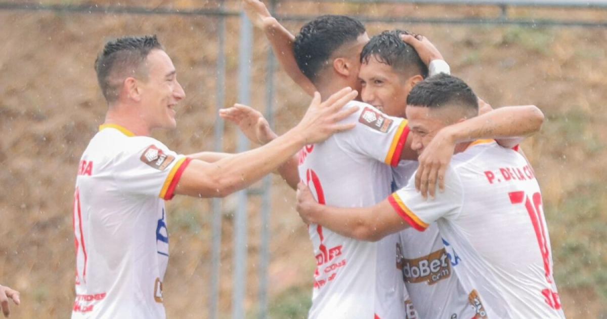 🔴#ENVIVO| Unión Comercio vence por 1-0 a Atlético Grau en Tarapoto