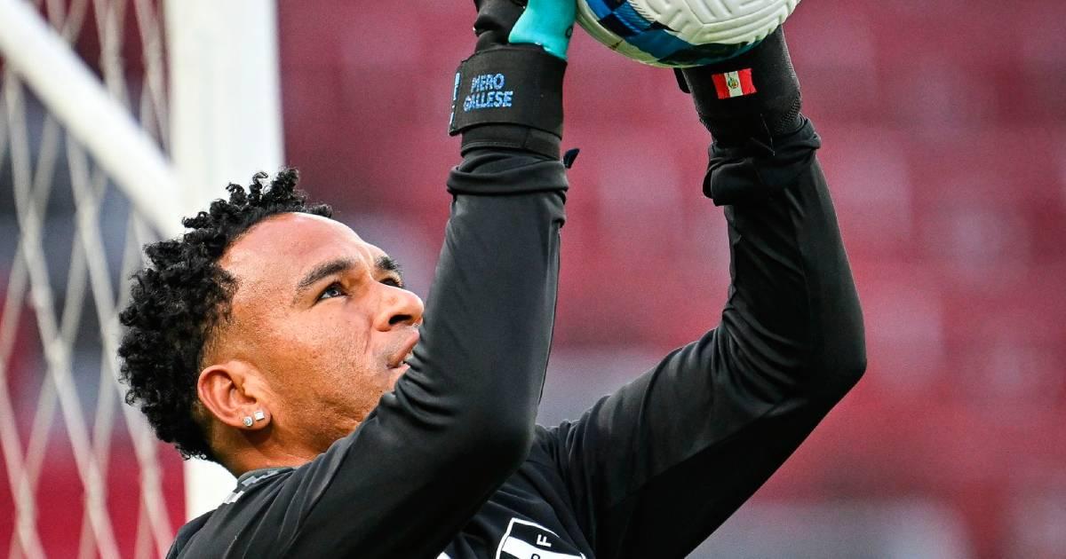 (VIDEO | FOTOS) Perú llegó a Quito y de inmediato reconoció estadio Rodrigo Paz Delgado
