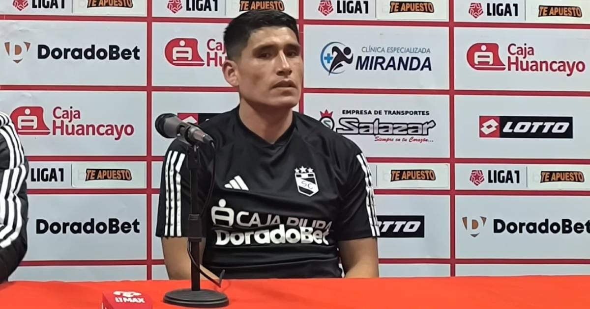 Ávila: "Valoro el cariño del hincha de Cristal"