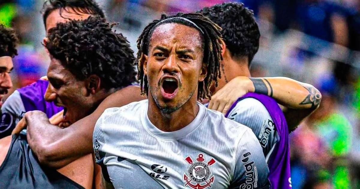 Corinthians, con Carrillo, se metió a semifinales de la Copa Sudamericana