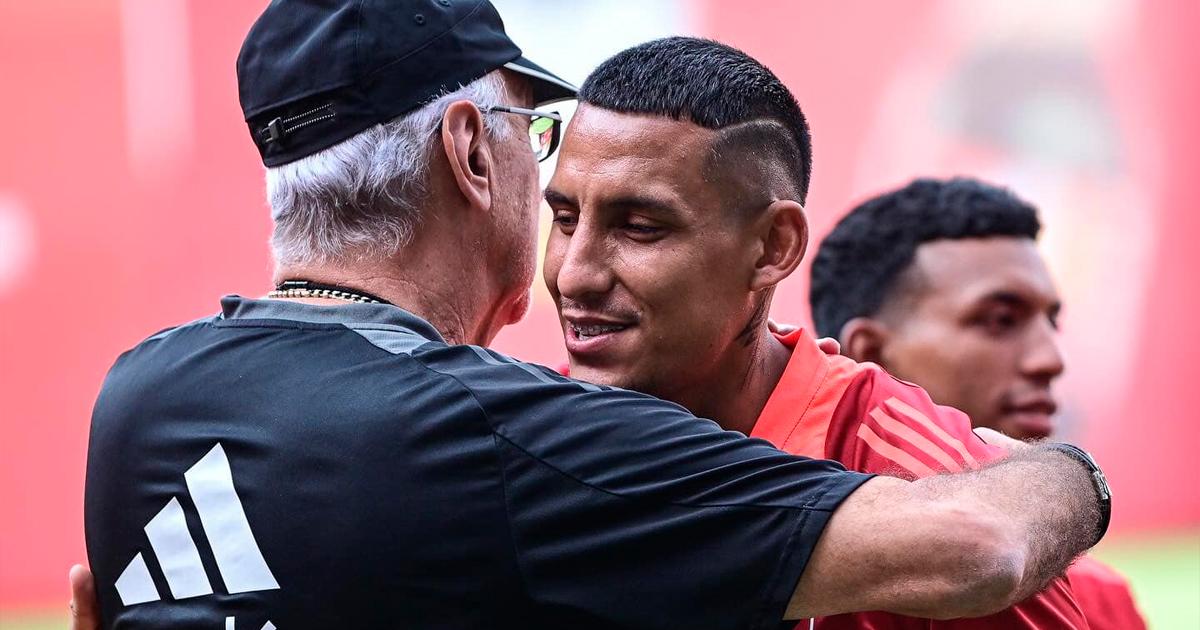 Preocupación en la U: Alex Valera presenta problema muscular y es duda ante ADT