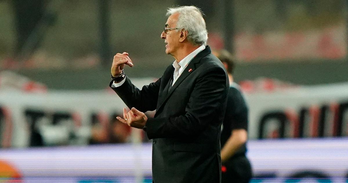 Fossati: "Toca seguir corrigiendo con humildad y autocrítica, porque de verdad creo en el equipo peruano"