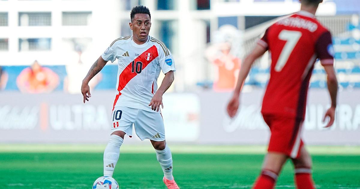Cueva: "Extraño mucho la selección, pero también me siento feliz de estar en Cienciano"