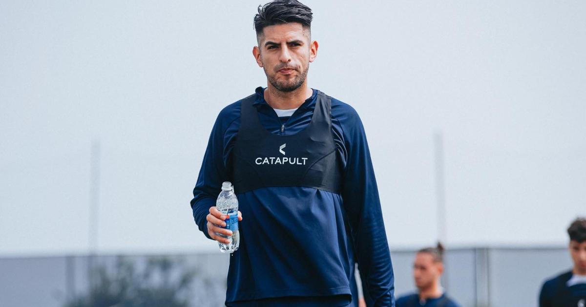 Zambrano: "Quiero quedarme en Alianza, pero el tema va medio lento"