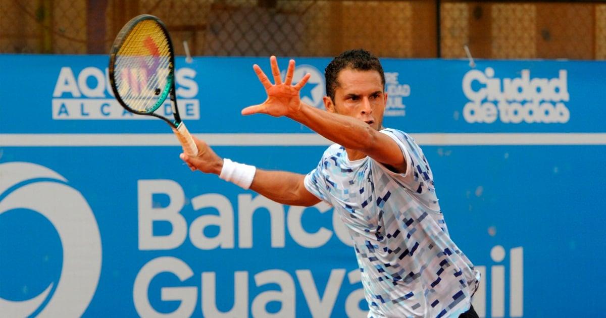 Varillas: "Es motivante e inspirador ver a los peruanos competir en este nivel y estoy feliz"