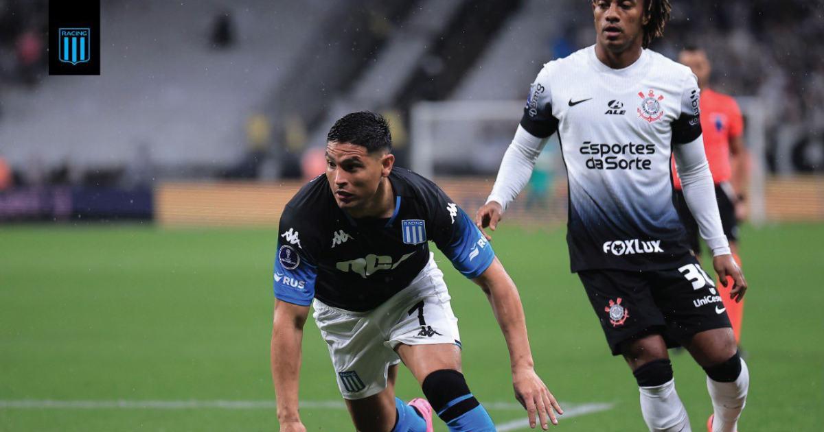 Carrillo fue titular ante Racing por las semi' de la Sudamericana